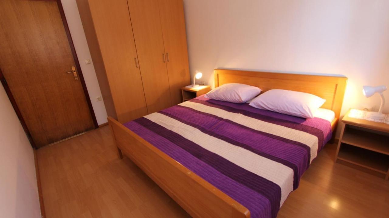 Apartments Miko Malinska Esterno foto