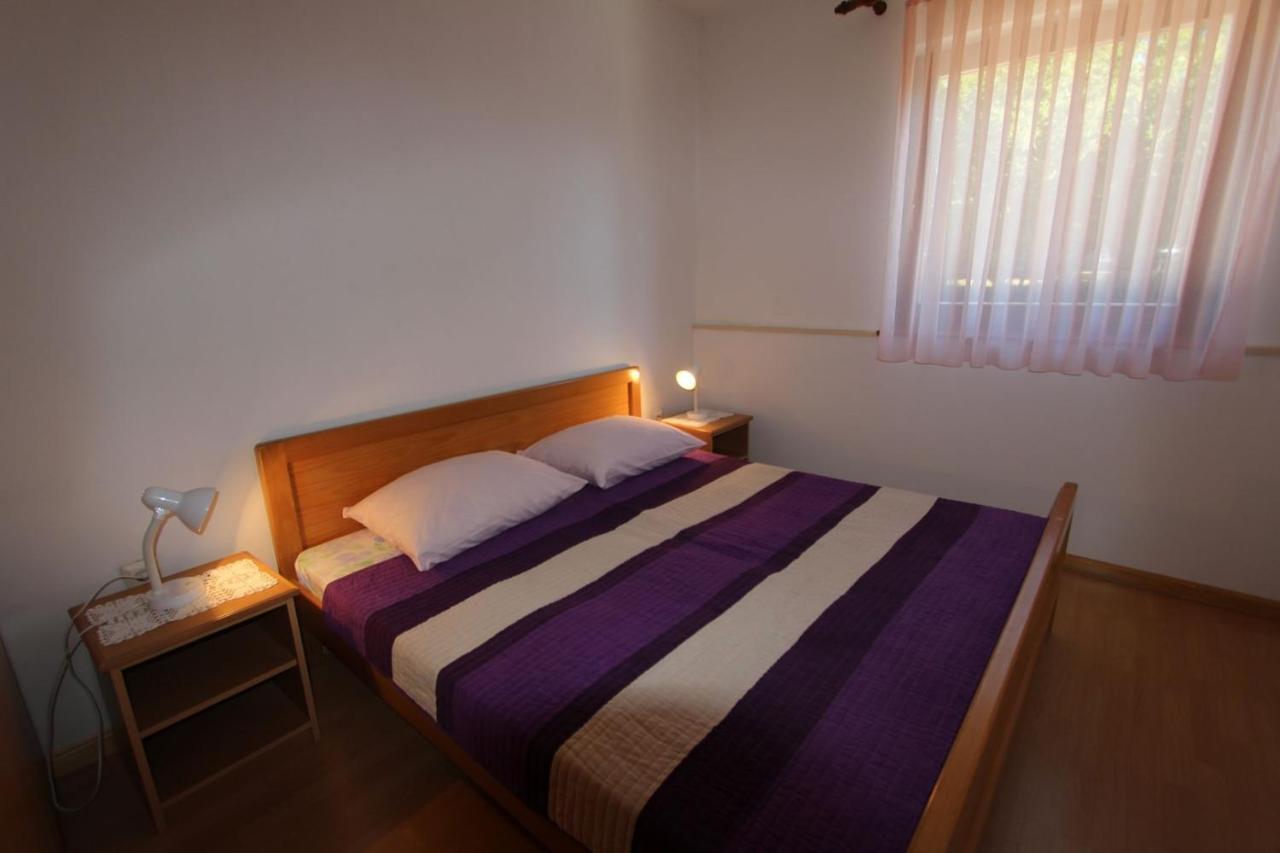 Apartments Miko Malinska Esterno foto